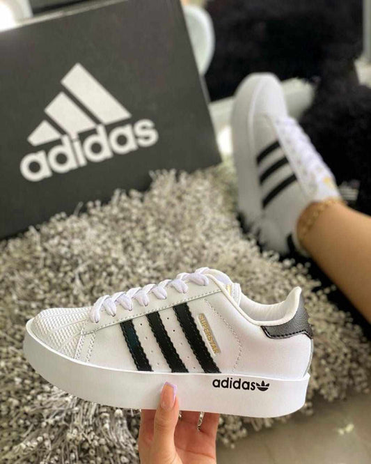 Zapatillas 'Leyenda Urbana' - Estilo Clásico de Concha