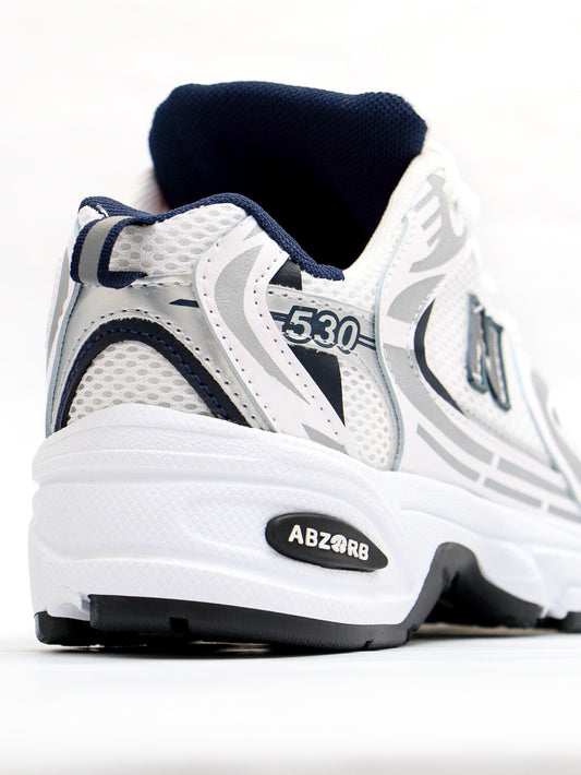 Zapatillas 'Retro Runner 530' - Estilo Clásico Urbano